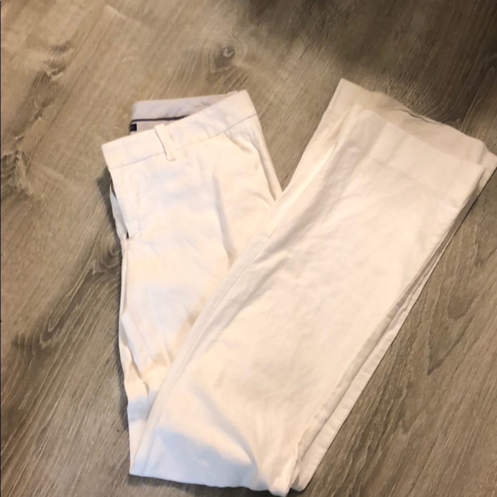 White long Gap pants